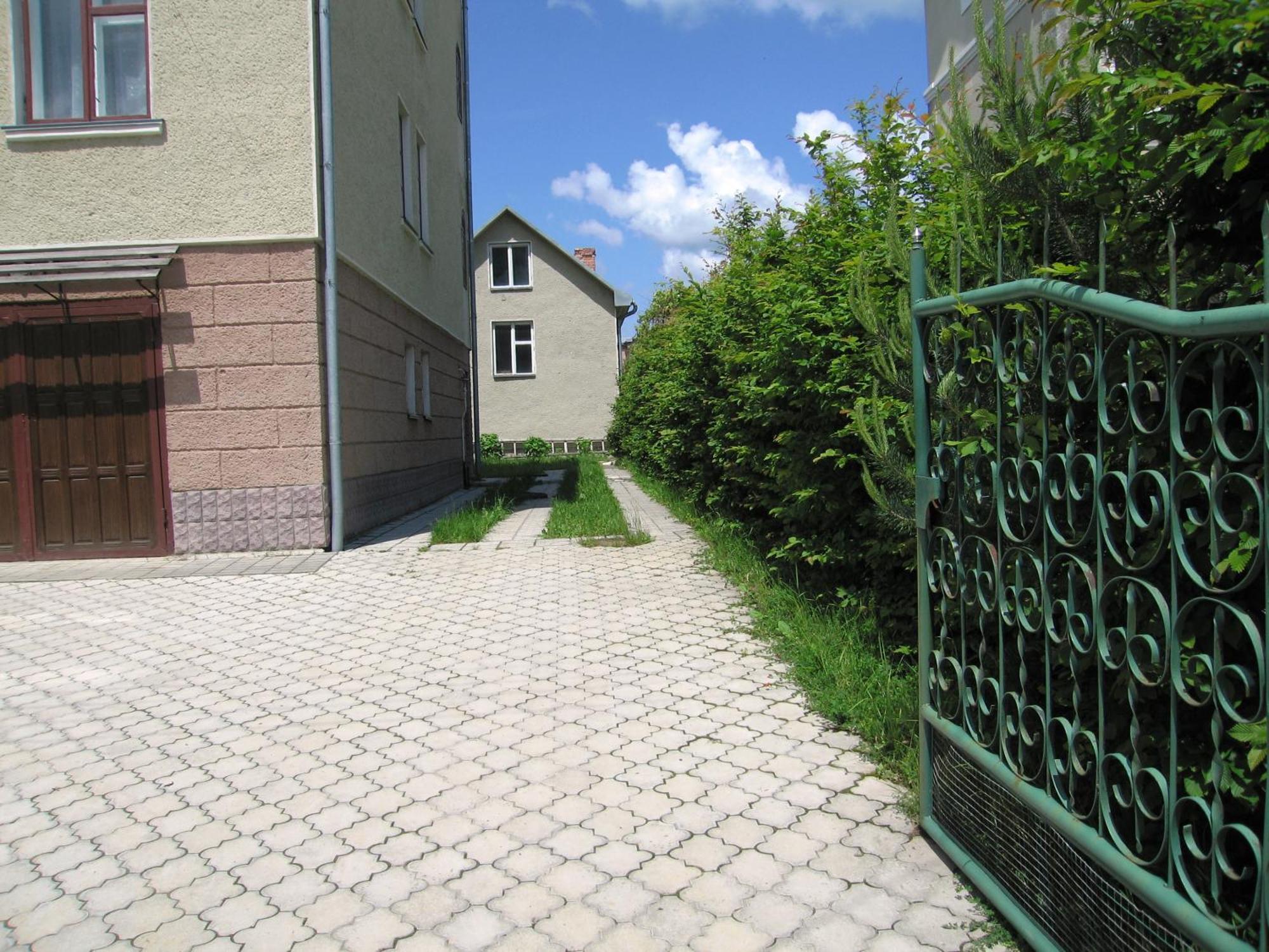 Hostynna Sadyba Leshnya Exterior photo
